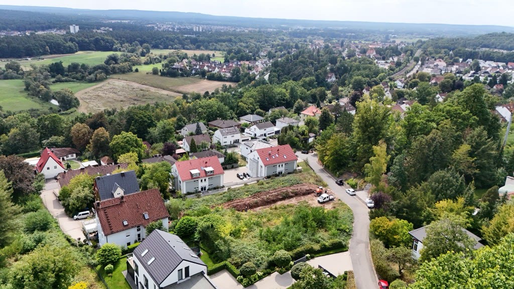 Drohnenaufnahme Baugrundstück Strengenberg / Bierweg 8 vor Baubeginn, August 2025